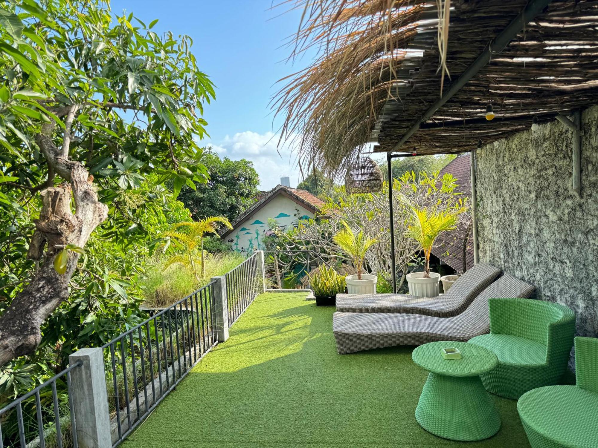 Guest House Home 46 Bali Canggu Buitenkant foto