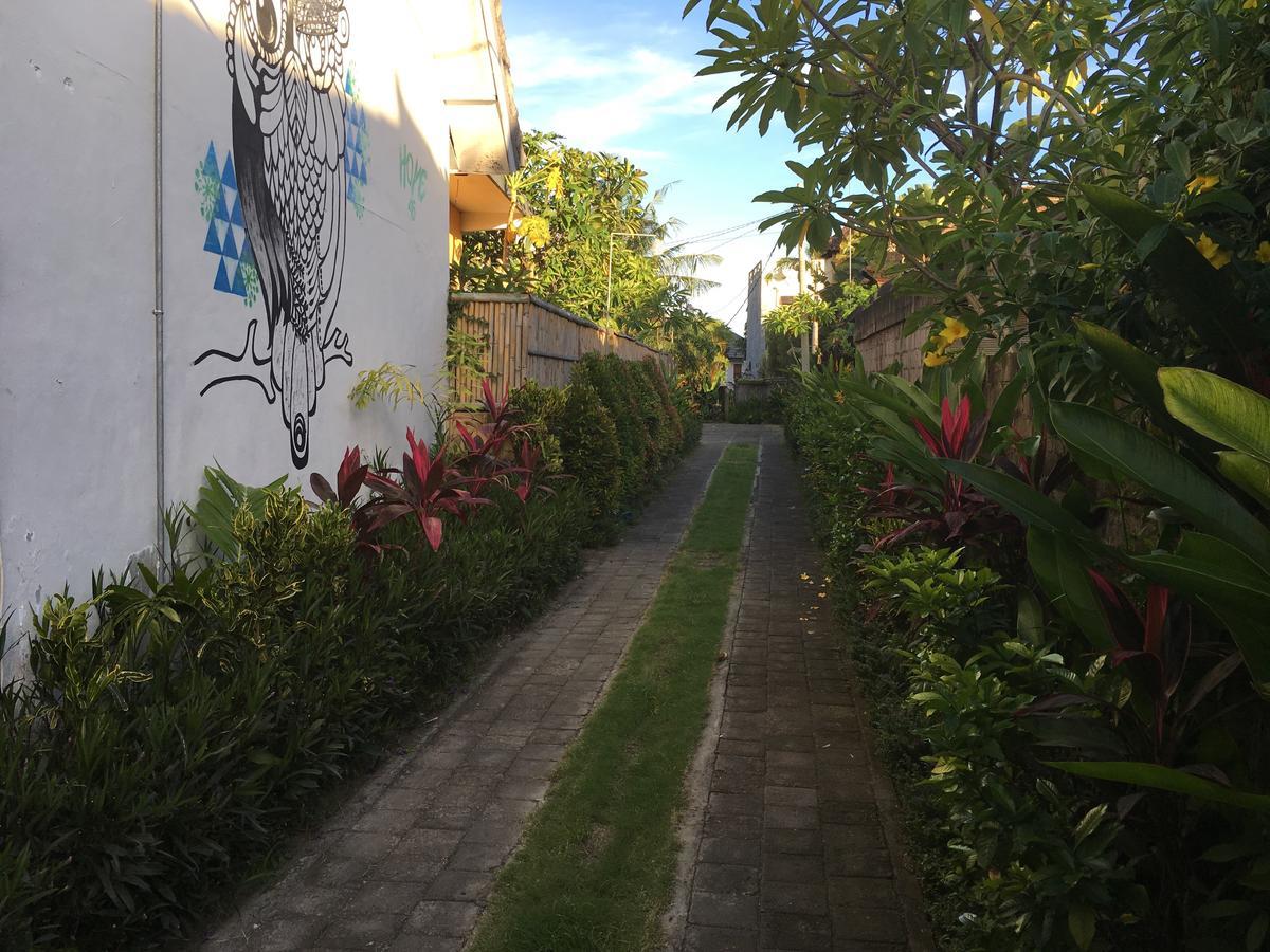 Guest House Home 46 Bali Canggu Buitenkant foto